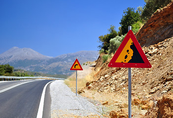 Image showing Falling rocks sign