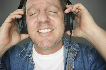 Image showing Man Wearing Headphones