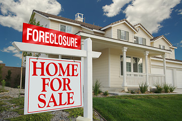 Image showing Foreclosure Home For Sale Sign and House 