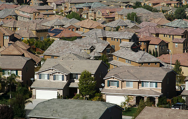 Image showing Contemporary Suburban Neighborhood