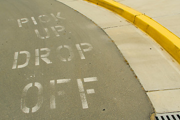 Image showing Pick Up, Drop Off Curb