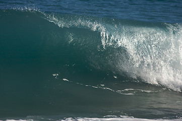 Image showing Dramatic Shorebreak Wave