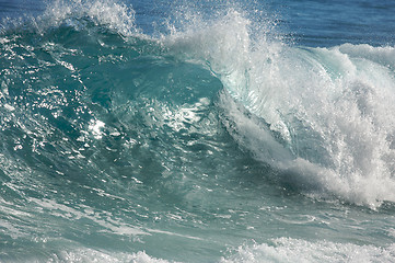 Image showing Dramatic Shorebreak Wave