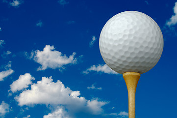 Image showing Golf Ball & Tee