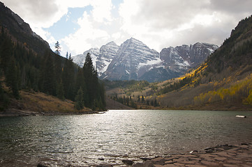 Image showing Maroon Bells and Maroon Lake