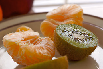 Image showing Kiwi and Clementine Tangerines