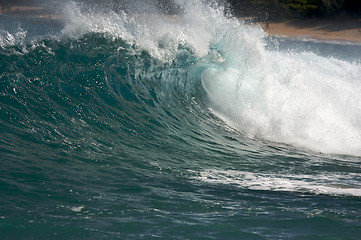 Image showing Dramatic Shorebreak Wave