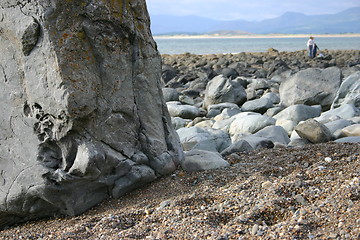 Image showing large rock on beach