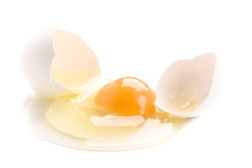 Image showing broken egg 