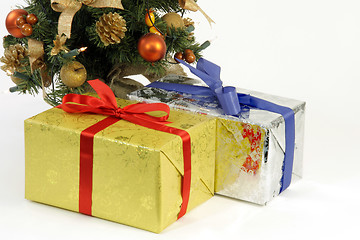 Image showing Christmas gifts