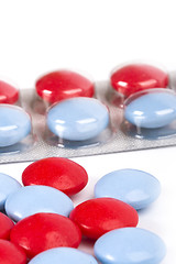 Image showing red and blue pills