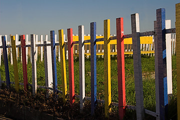 Image showing Multli colored railing fence
