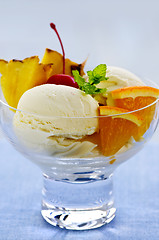 Image showing Ice cream with fruit