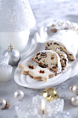 Image showing Christmas cake and cookies