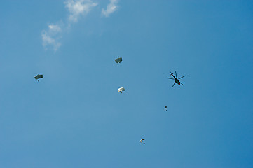 Image showing Skydiving