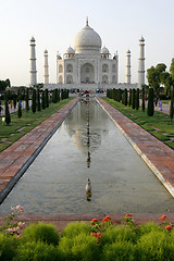Image showing Taj Mahal mosque in Agra, India