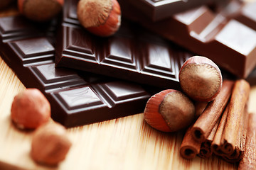 Image showing chocolate with hazelnuts and cinnamon