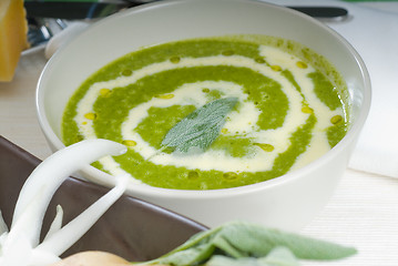 Image showing spinach soup