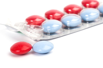 Image showing red and blue pills