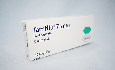 Image showing Tamiflu capsule