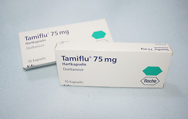 Image showing Tamiflu capsule