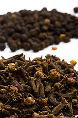 Image showing cloves and black pepper