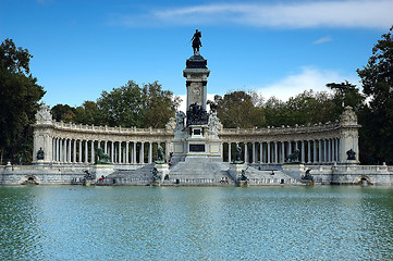 Image showing King Alfonso XII monument