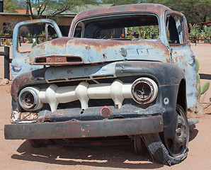 Image showing rusty car