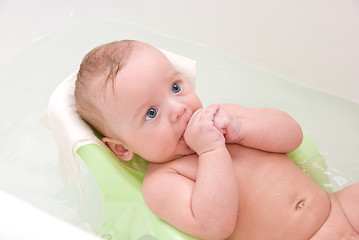 Image showing having bath 