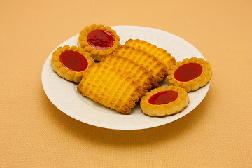 Image showing A plate of cookies