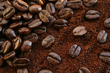 Image showing Fragrant fried coffee beans 