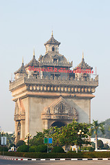 Image showing Patuxay, the victory gate of Vientiane, Laos