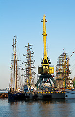 Image showing Portal cranes amon tall ships