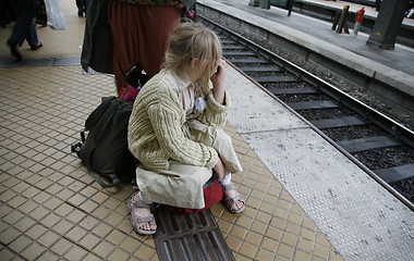 Image showing Waiting