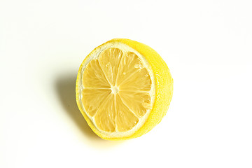 Image showing The cutted lemons 