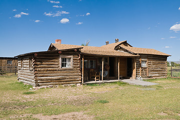 Image showing Log house