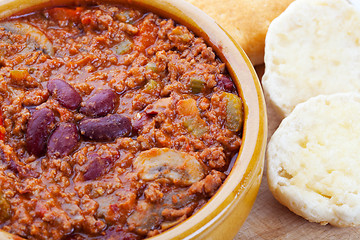 Image showing Chili and Biscuits