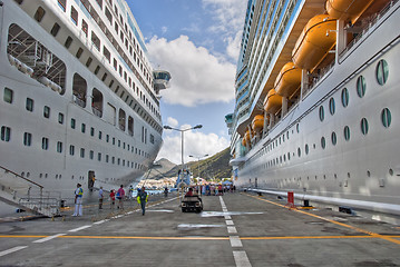 Image showing Cruise Ships in Saint Maarteen, Dutch Antilles