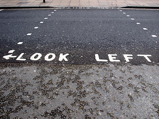 Image showing Look left