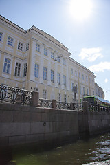 Image showing Sun shining over old building