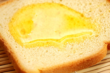 Image showing Honey on toast