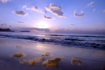 Image showing sunrise in the beach