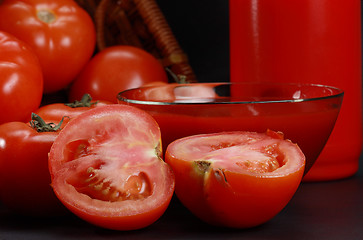 Image showing Ketchup and tomatoes