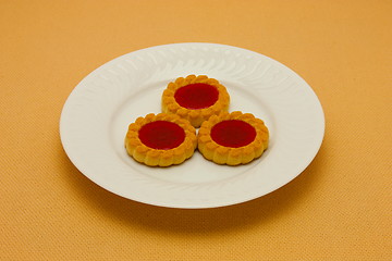 Image showing A plate of cookies