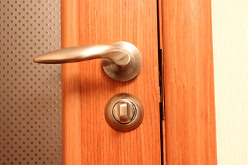 Image showing Door and handle