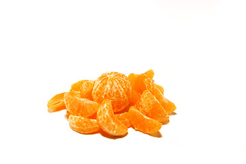 Image showing Single tangerine and segments