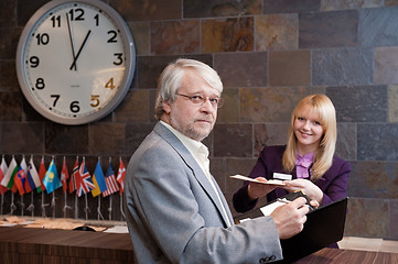 Image showing Business traveler