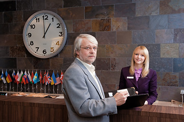 Image showing Business traveler