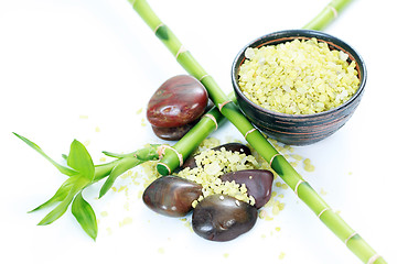 Image showing green bath salt with bamboo