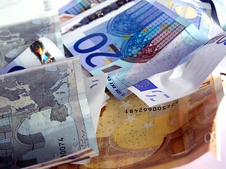 Image showing Euro notes